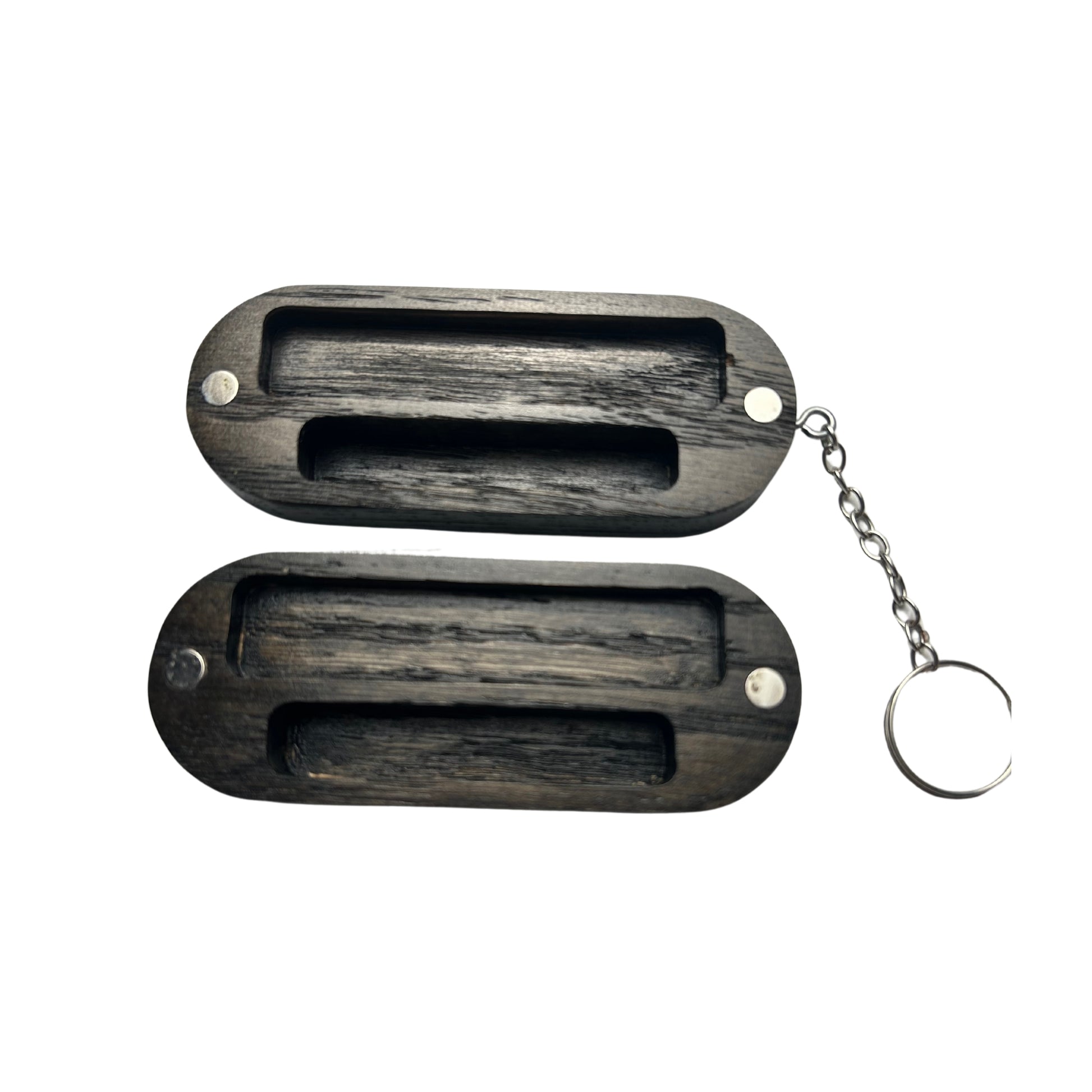 Everyday carry keychain case with a secure magnet closure and built-in lighter slot for added convenience.